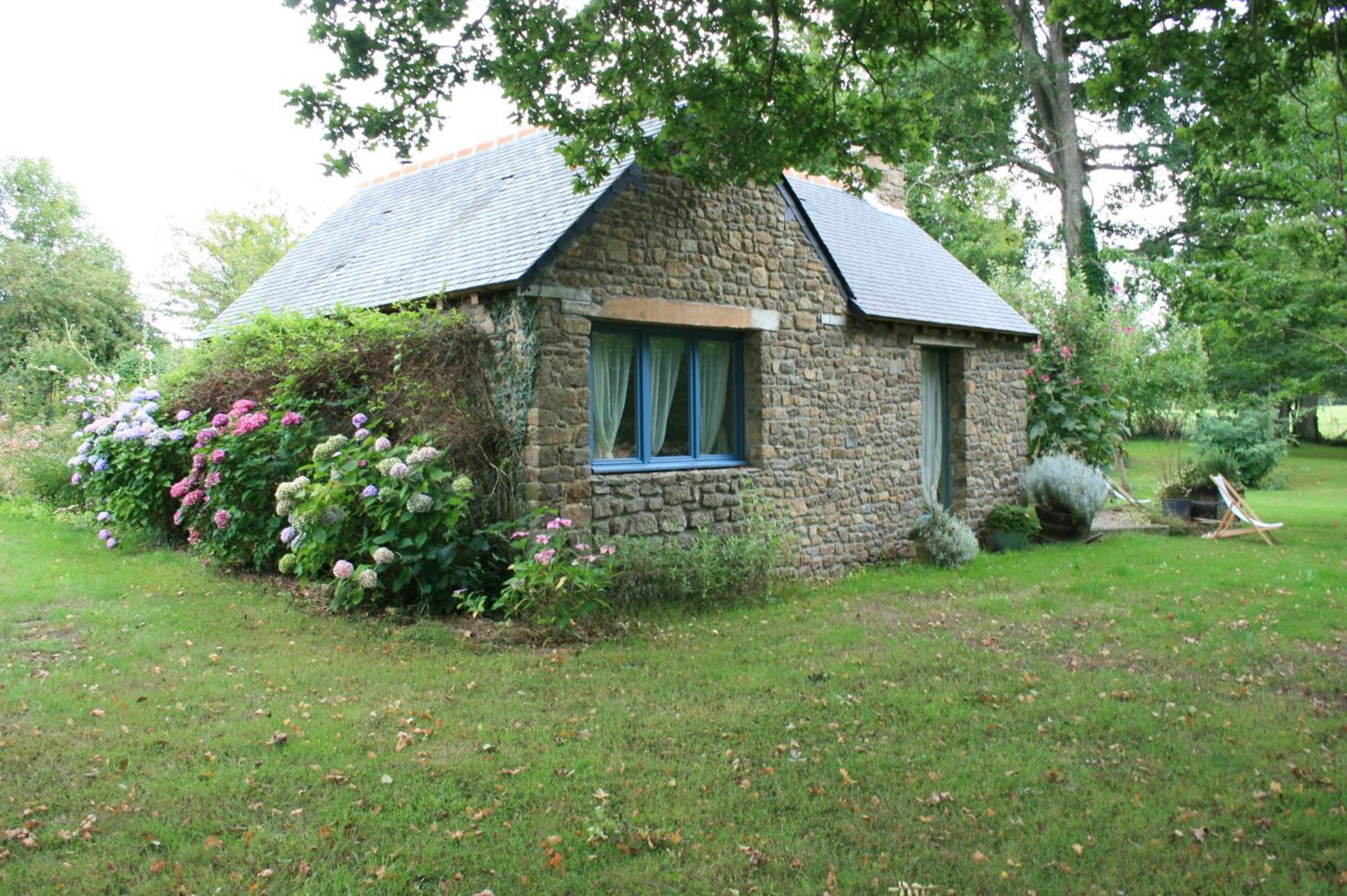 Au Pont Ricoul Bed and Breakfast Saint-Pierre-de-Plesguen Εξωτερικό φωτογραφία