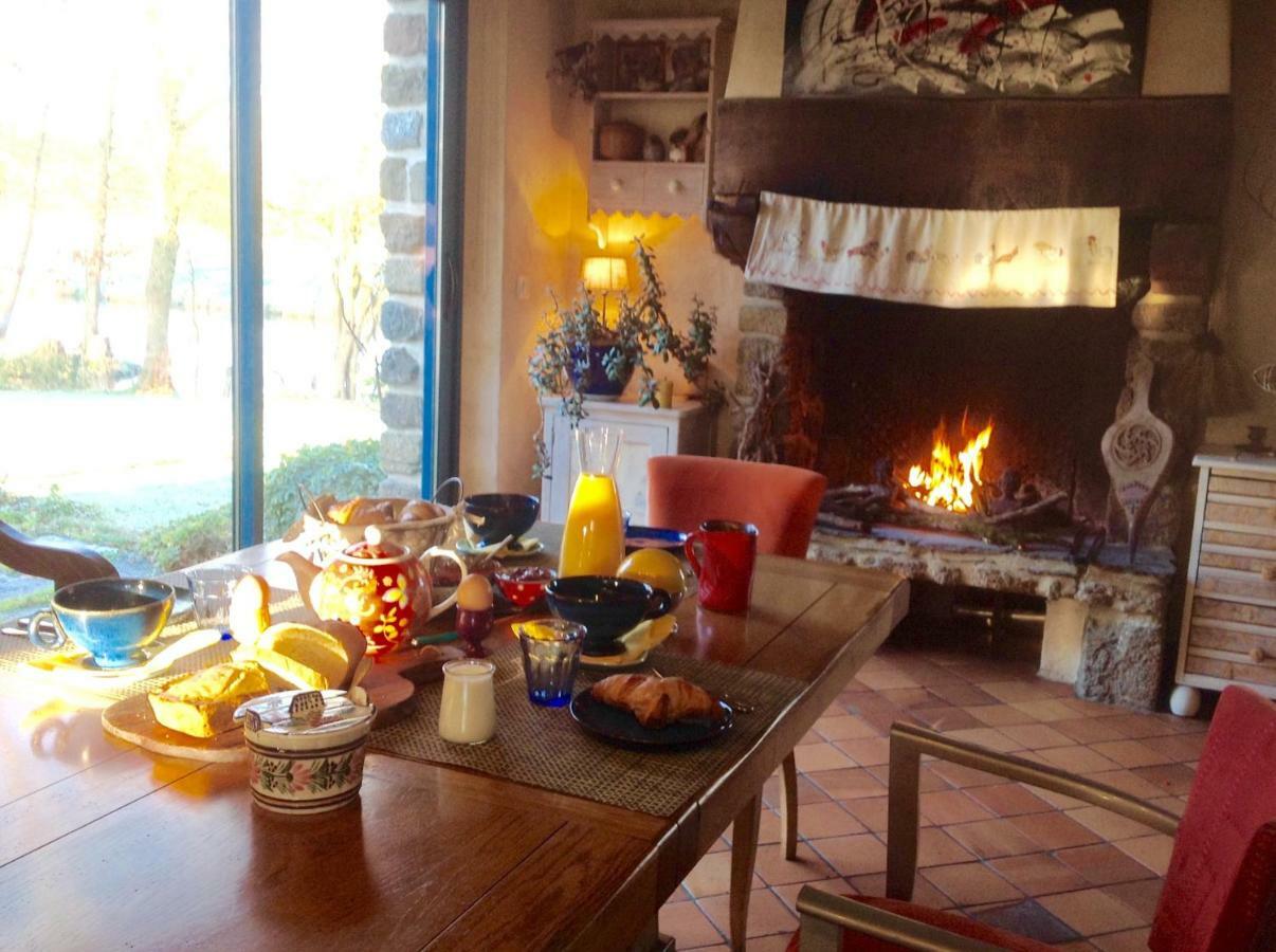 Au Pont Ricoul Bed and Breakfast Saint-Pierre-de-Plesguen Εξωτερικό φωτογραφία